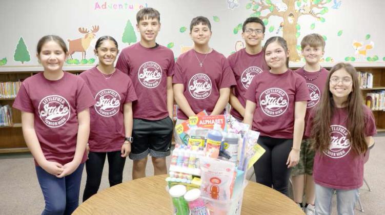 These Littlefield Student Council members assisted Littlefield Primary during the STREAM family event. They are shown with the basket of prizes raffled off during the event. (Photo by Ann Reagan)