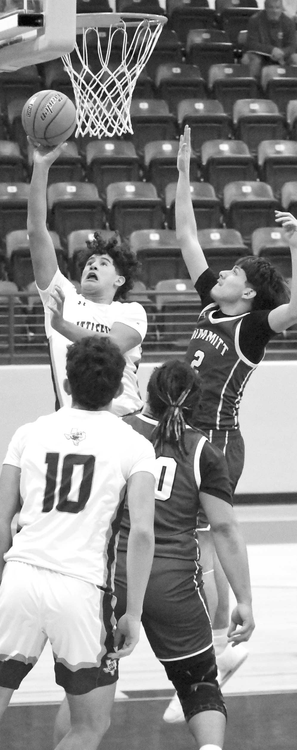 Littlefield’s Elijah Rodriguez gets to the rim for a lay-up, during the first half of the Wildcat’s district victory over Dimmitt on Tuesday at Wildcat Gym. (Staff Photo by Derek Lopez)