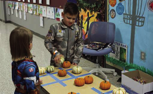 Pumpkin Tic-Tac-Toe at the Littlefield Primary Festival on Monday October 27,2025. (Photo by Ann Reagan)