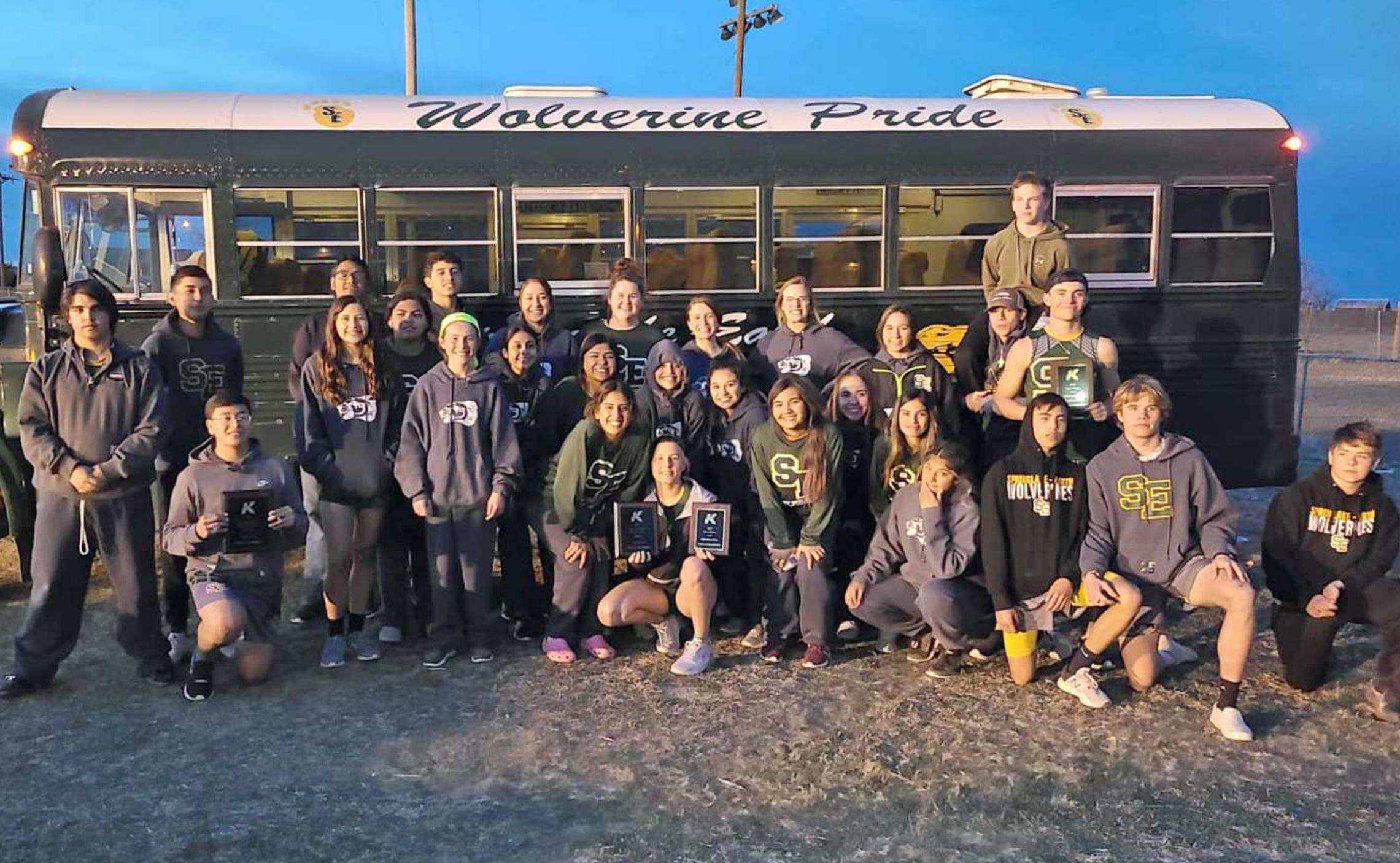 S-E VARSITY TRACK TEAMS WIN KANGAROO RELAYS