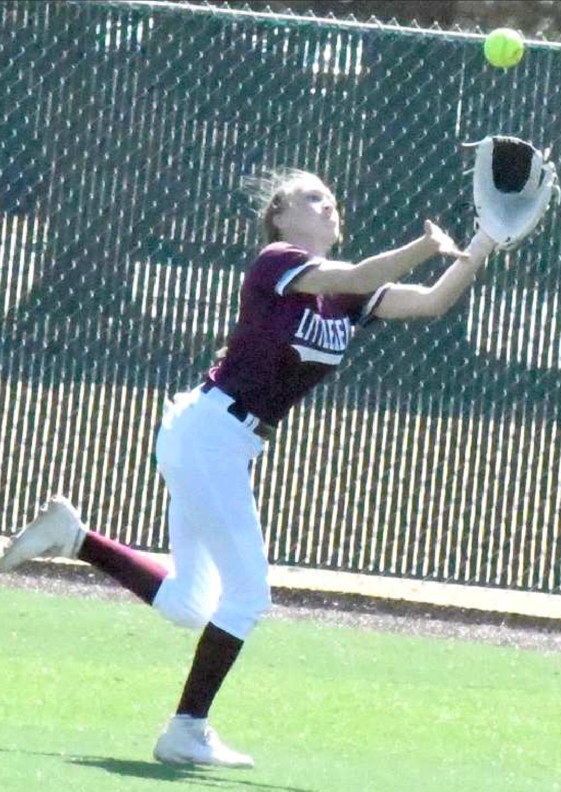 LADY CATS RUN RULE LCHS, 13-3