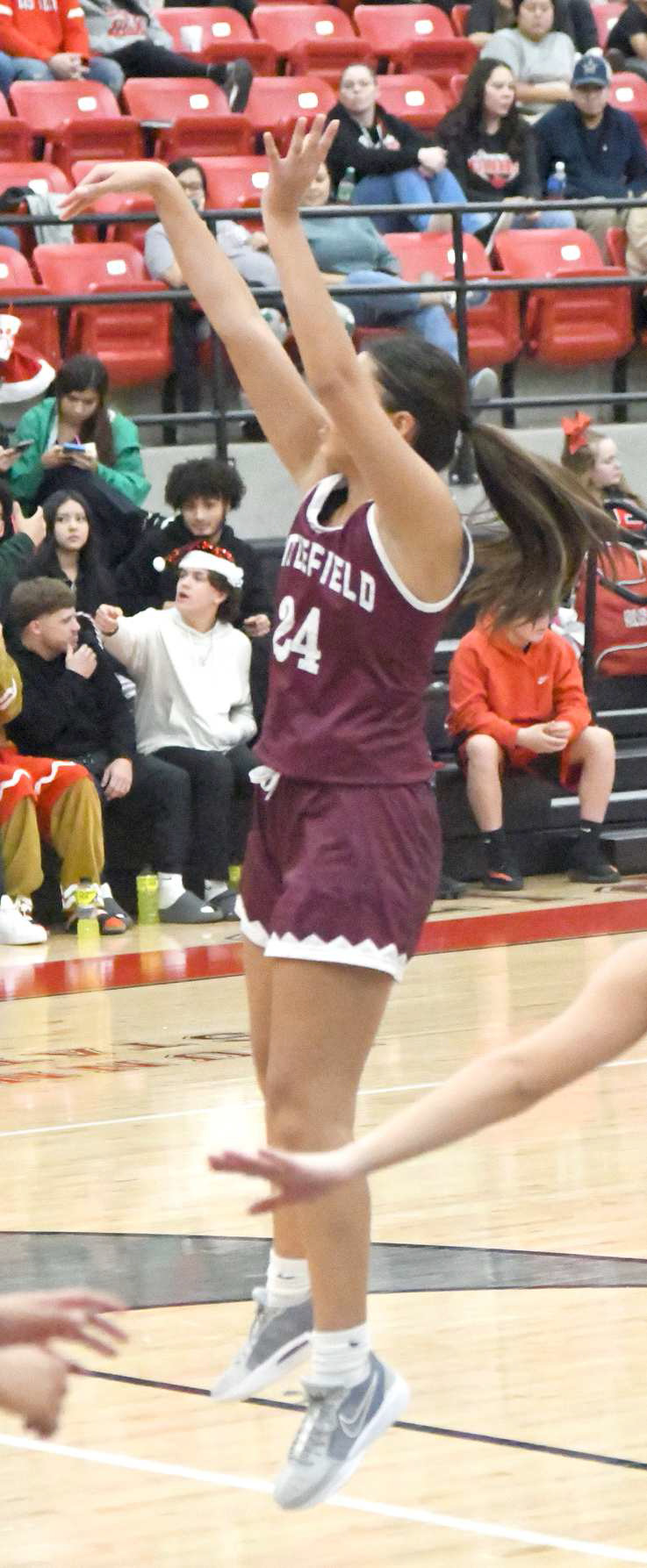 Littlefield forward, Danica Jouett (24) pulls up for a jumper from the elbow, during the second half of the Lady Cats’, 76-32, road victory over the Brownfield Lady Cubs on Tuesday in district play. (Staff Photo by Derek Lopez)