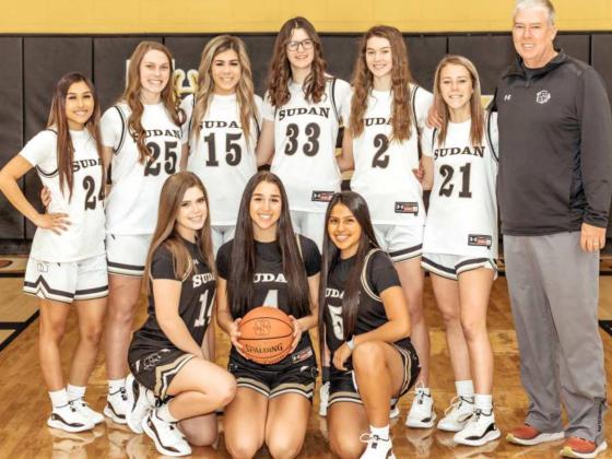 2021-22 SUDAN NETTES VARSITY BASKETBALL TEAM – The Sudan Nettes are coached by Benny Lockhart, who is into his ninth year at Sudan. He is assisted by Daniel Gutierrez, Kylee Swofford and Nyle Field. (Back L-R): Elaine Martinez, Gracyn Shultz, Landree Gonzales, Riley Edens, Stevi Lockhart, Kambry Tolbert and Head Coach Benny Lockhart. (Front L-R): Sydney Cornelius, Addison Boehning and Liz Sital. (Submitted Photo)