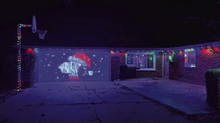 Holiday Yard Spotlight