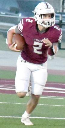 TRUSTING THE PLAY - Littlefield senior tailback, Mason Jones, follows his blockers around the right side on his way to an 84-yard touchdown run, during the first half of the Wildcats’, 28-14, loss to the Cubs on Friday to close out the pre-district schedule. (Staff Photo by Derek Lopez)