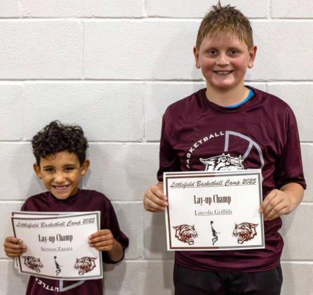Stetson Zapata and Lincoln Griffith received ‘Lay-up Champ’ awards at the Littlefield Basketball Camp on June 19, 2025. (Photo by Madison Vidales)