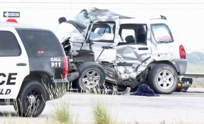 Two-vehicle wreck results in two fatalities