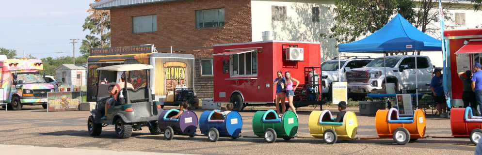 Activities at the Olton City Park &amp;amp; Pavillion during Sandhills Celebration (Photos by Ann Reagan)
