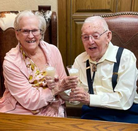 LILLIE MAE AND GAYLE LEE McCOY