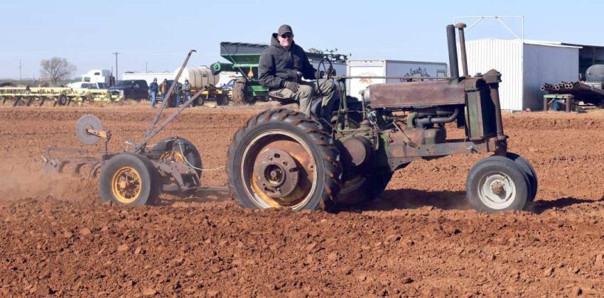 South Plains Antique Tractor Association ‘Plow Day’ hosted by Gordon Graves