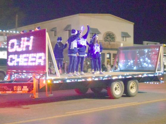 OLTON JUNIOR CHEERLEADERS float at the Olton Hometown Christmas Celebration Saturday, December 10, 2022. (Photo by Ann Reagan)
