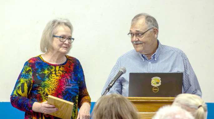 Citizen of the Year Award winners Dwyane and Sue Montgomery accept their award at the Amherst Chamber Banquet on April 10, 2025. (Staff Photo by Madison Vidales)