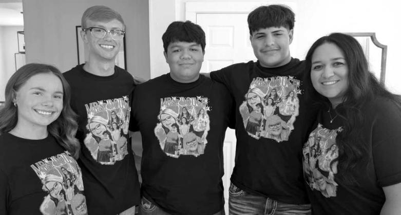 Sudan student council officers wear custom shirts of their favorite sponsor, Elizabeth Dugan, ‘Mrs. Dougie,’ to the Texas Association of Student Councils conference in San Antonio. (Submitted Photo)