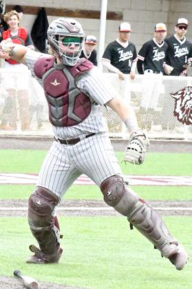 Wildcats slay Tigers, 15-5, to open tournament