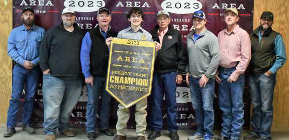 Area Livestock Show Grand and Reserve Grand Champs with buyers