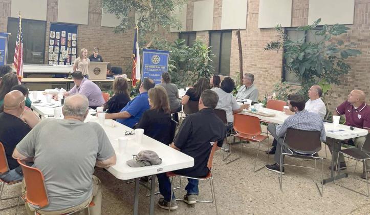 Kamryn Meiwes visits the Littlefield Rotary Club
