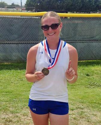 Olton’s Analise Ramage brought home the girl’s singles district championship at the District Tennis Tournament on Monday, punching their ticket to Regionals. (Submitted Photo)