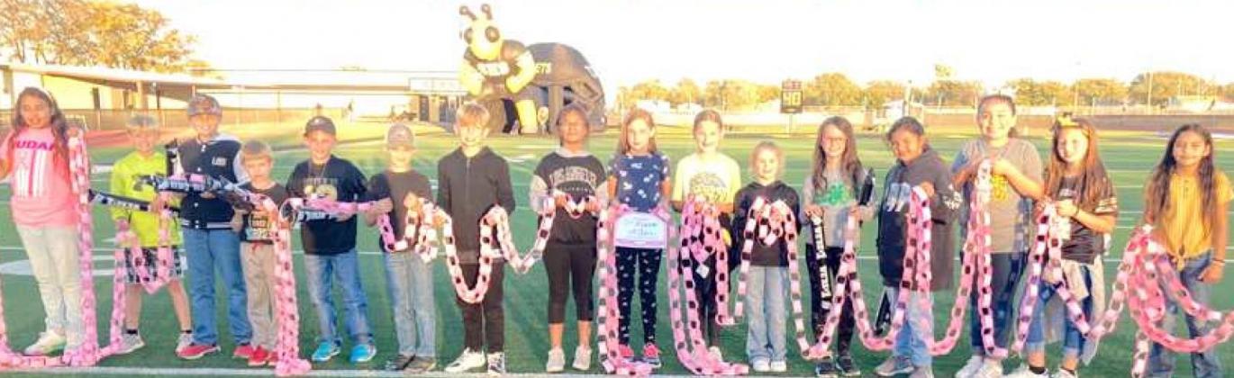 Sudan ISD holds Pre-K-12th Grade paper chain competition
