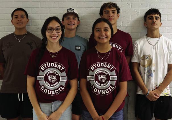 from left to right- Student Council volunteers serving Littlefield Primary's Fall Festival were Max Diaz, Kyzer Billingsley, Sammy Saenz, Jacob Fuentes, Aleigha Camargo, and Fernanda Sarmiento. (Photo by Ann Reagan)