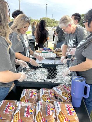 Kingdom Come Minitries served up hot dogs, chips, and plenty of candy to the wonderful families at Littlefield Primary! The Littlefield Primary Community Picnic was held on August 25th. Lots of family fun and games were held. (Submitted Photos)