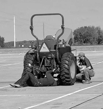 Littlefield FFA Tractor Tech Team