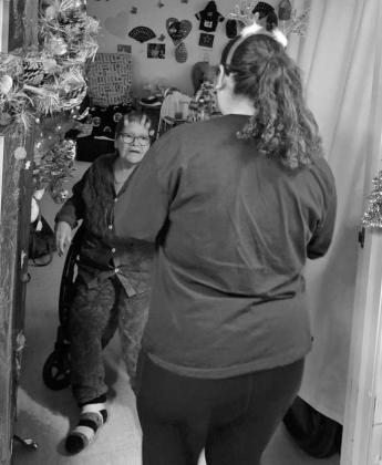 On December 21, 2025 students from Littlefield High School visited Arbor Grace and were able to spread some Christmas cheer. (Submitted Photos)
