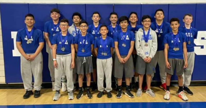 Olton Junior High Boys Track team.