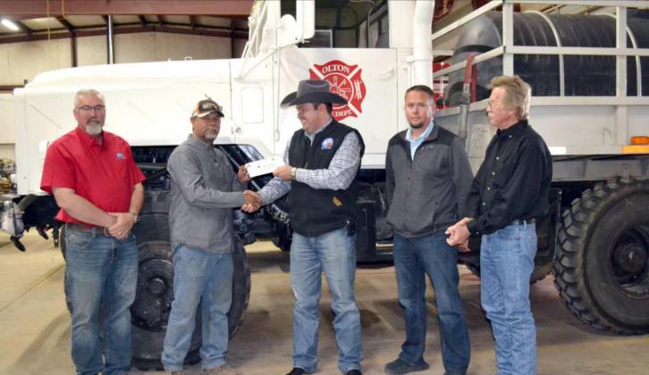Golden Spread Electric Coop gives back to Vol. Fire Dept.