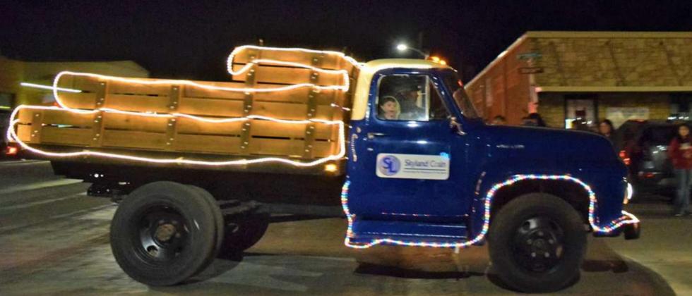 Olton Hometown Christmas and Lighted Parade
