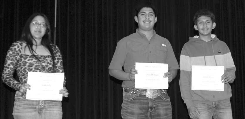 HIGH SCHOOLSPANISHAWARDS (Photo Courtesy of Amherst ISD)