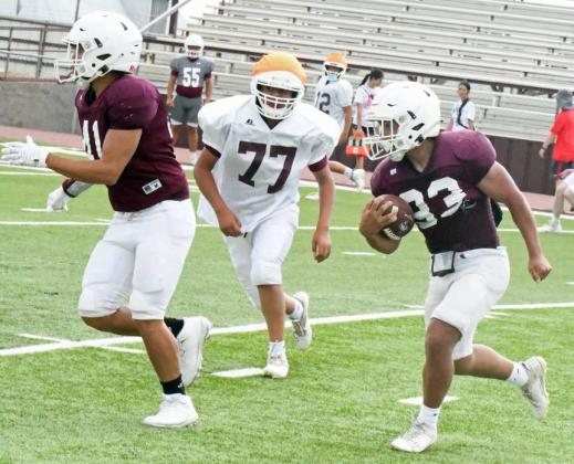Wildcats hold intersquad scrimmage