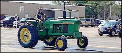2nd place Tractor - Blake Fennel’s John Deere 4020