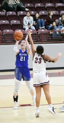 OLIVIA COX (21) - Olton Fillies