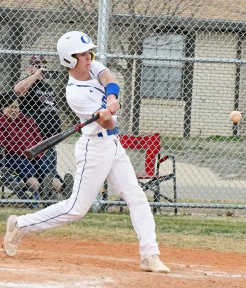 Mustangs take down kress at Lamb COunty Classic, 14-3