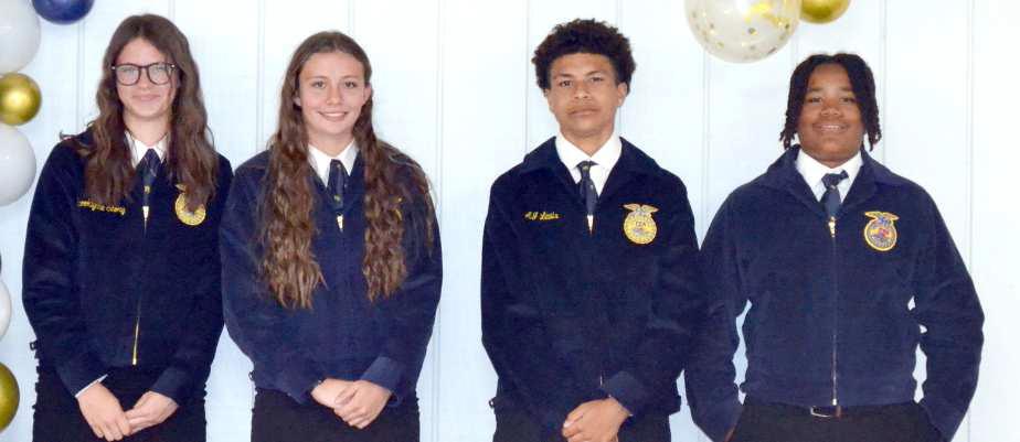 Greenhand Quiz- Brooklyn Story, Maggie McNeese, Arlando Lewis, CJ Weaver