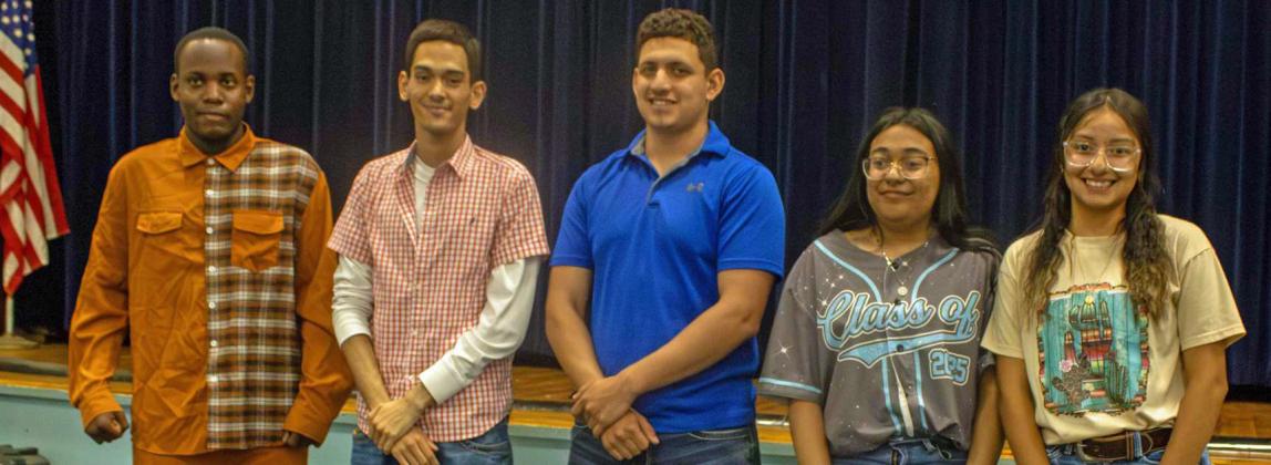 Senior Class- Jayson Lee, Cesar Gayton Morales, Kevin Garcia Torres, Jasmin Muniz Ramirez and America Pacheco Quiroz. (Not Pictured): Jose Flores and Livio Contreras. (Submitted Photo)
