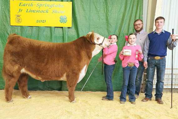 Earth Springlake Livestock Show chooses Champions