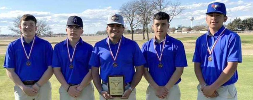 Amherst boys’ varsity golf team competes at Lazbuddie Tourney
