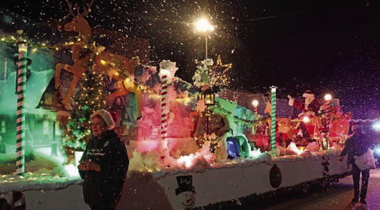 Lamb County Library hosts annual Christmas Bash