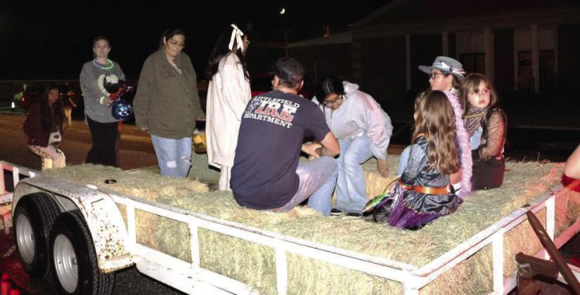 Hayrides around Crescent Park.