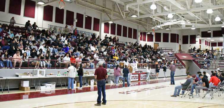2023 LHS CAKE AUCTION - The Littlefield student body and community members bid on a cake at the annual cake auction that was held Friday morning at Wildcat Gymnasium. Total earnings from the event are TBA. (Staff Photo by Derek Lopez)