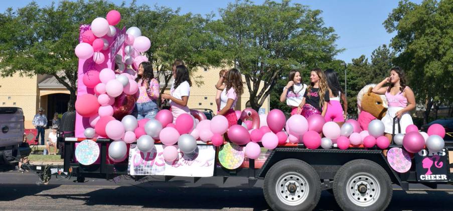 Olton High School Cheer’s “Barbie”, Float got third place in the parade. (Photo by Ann Reagan)