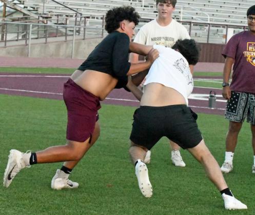 Littlefield’s offensive and defensive linemen were getting after it during drills on Tuesday evening, during the second day of Park Practice at Wildcat Stadium. (Staff Photo by Derek Lopez)