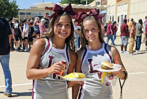 Cali Saldana and Bryndle Ray