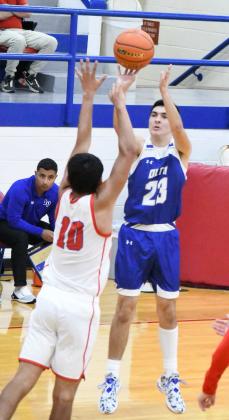 ANDREW MARTINEZ (23) - Olton Mustangs