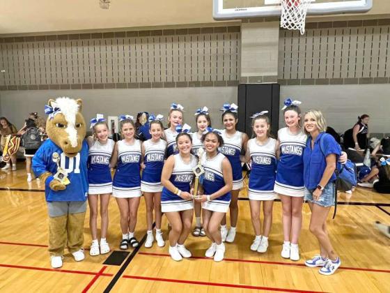Olton Mustang Cheerleaders complete UCA Camp