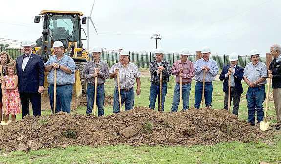 Groundbreaking Ceremony at FiberMax Learning Center