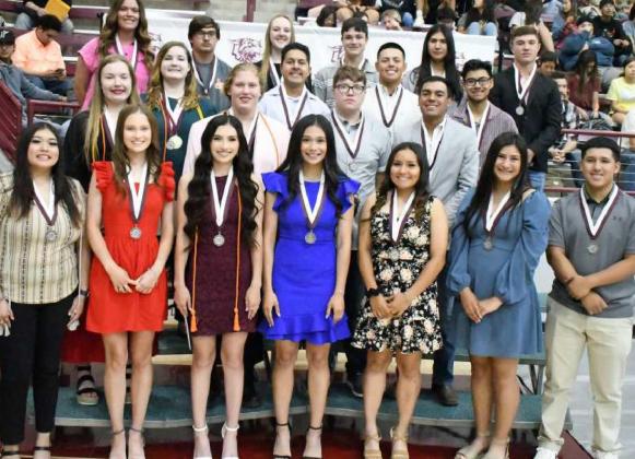LHS Seniors honored at Academic Awards Ceremony