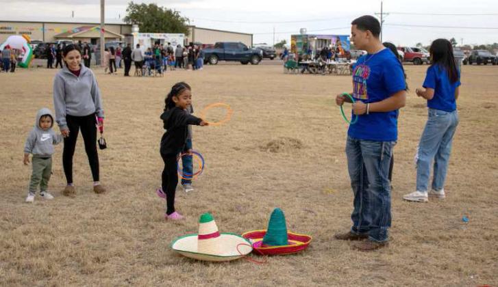 Lamb County Library hosts Cinco de Mayo Celebration at the Ag Center
