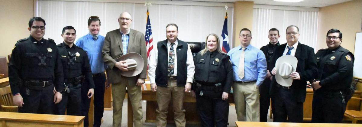 Sheriff ’s officials sworn in and re-deputized